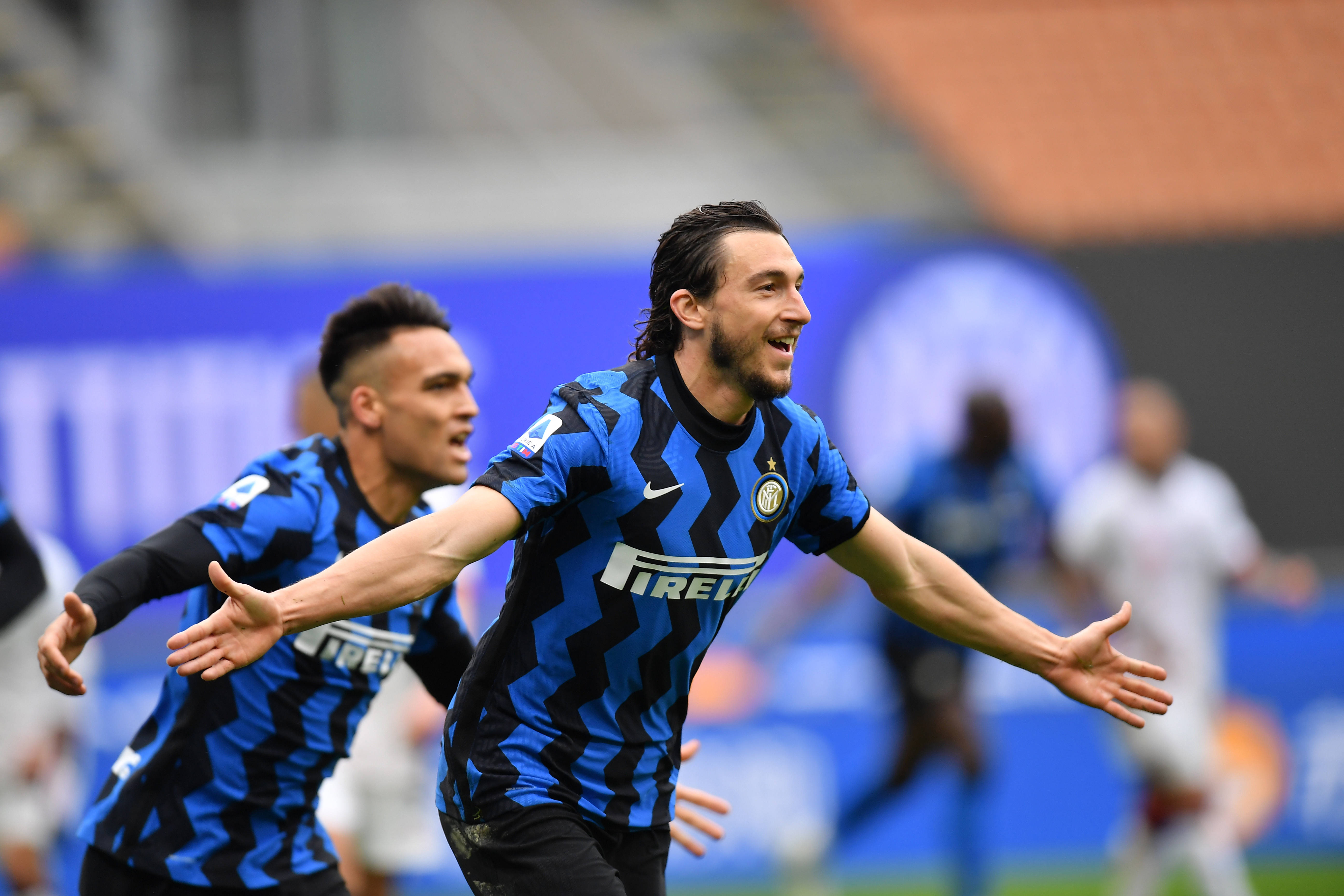 西媒：皇马已决定明年1月免签科纳特，并希望球员坚持不续约（西媒：皇马拟明年1月自由签下科纳特，盼其继续拒绝续约）