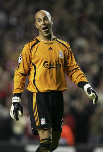 太阳报：B费的曼联生涯或接近尾声，球队正酝酿中场大换血（太阳报：曼联或迎中场大清洗，B费生涯进入倒计时）