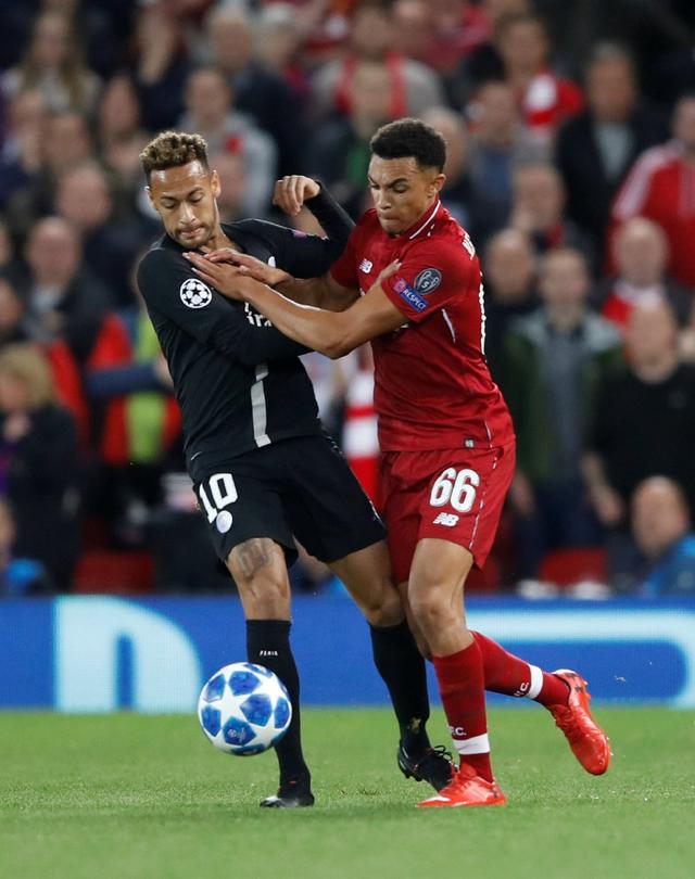 足球中的节奏变化如何训练？（足球比赛的节奏切换该怎么练？）