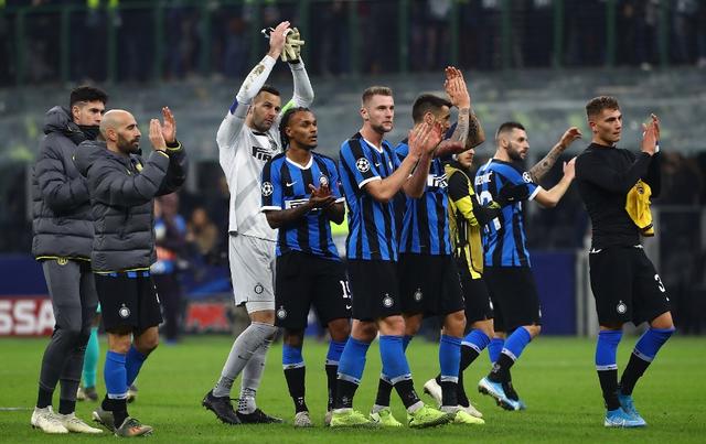 记者：申花今日奔赴天津，战津门虎应该会面临破密集防守难题（申花今日赴津战津门虎，破解密集防守成关键）