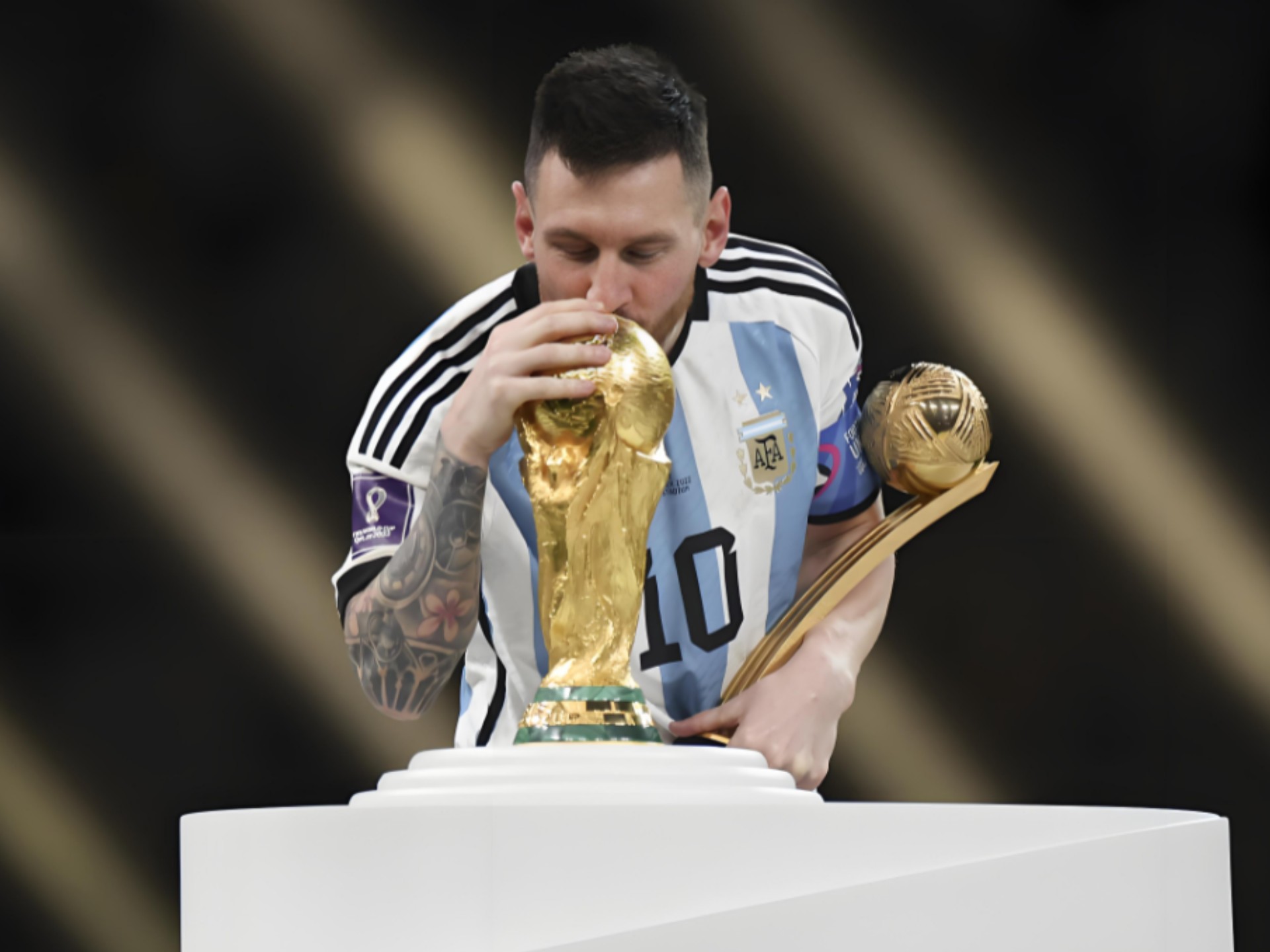 球星赛后感谢队友：这是团队的胜利（球星赛后致谢队友：胜利属于整个团队）