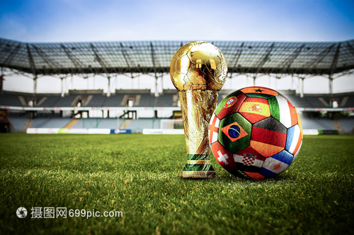 曼城瓜帅战术调整成功击败托特纳姆（瓜帅变阵奏效，曼城力克托特纳姆）