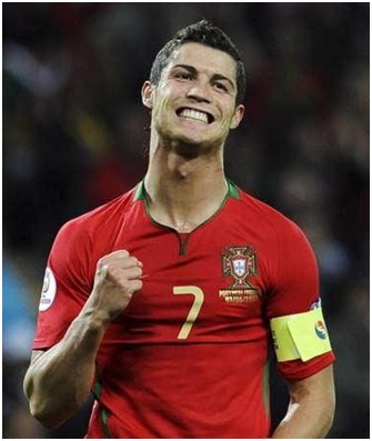 发布仅4个小时后，梅西造访诺坎普社媒动态点赞已突破1000万（发布4小时，梅西造访诺坎普动态点赞突破千万）