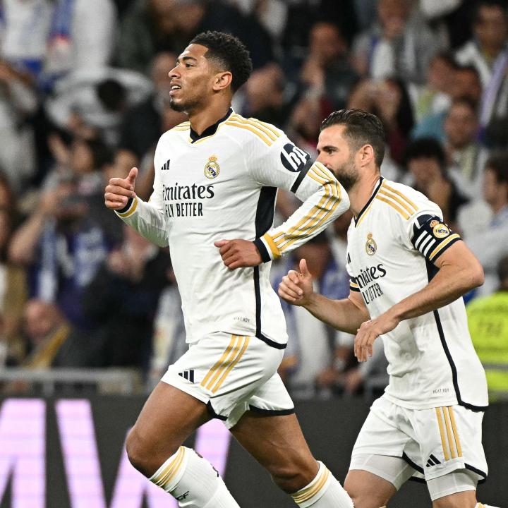 东契奇：斯玛特给替补席带来了能量，他说啥我们都会听（东契奇称斯玛特点燃替补席：他开口，全队都听）