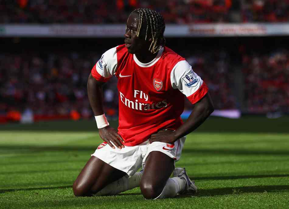 米体：泽林斯基出现轻微肌肉问题，可能不会出战比萨（米体：泽林斯基肌肉小恙，出战比萨成疑）