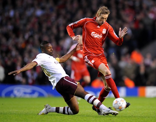 官方：前阿根廷国脚加戈被墨超内卡萨解雇；今年第二次下课（官宣：墨超内卡萨解聘前阿根廷国脚加戈，年内第二度下课）