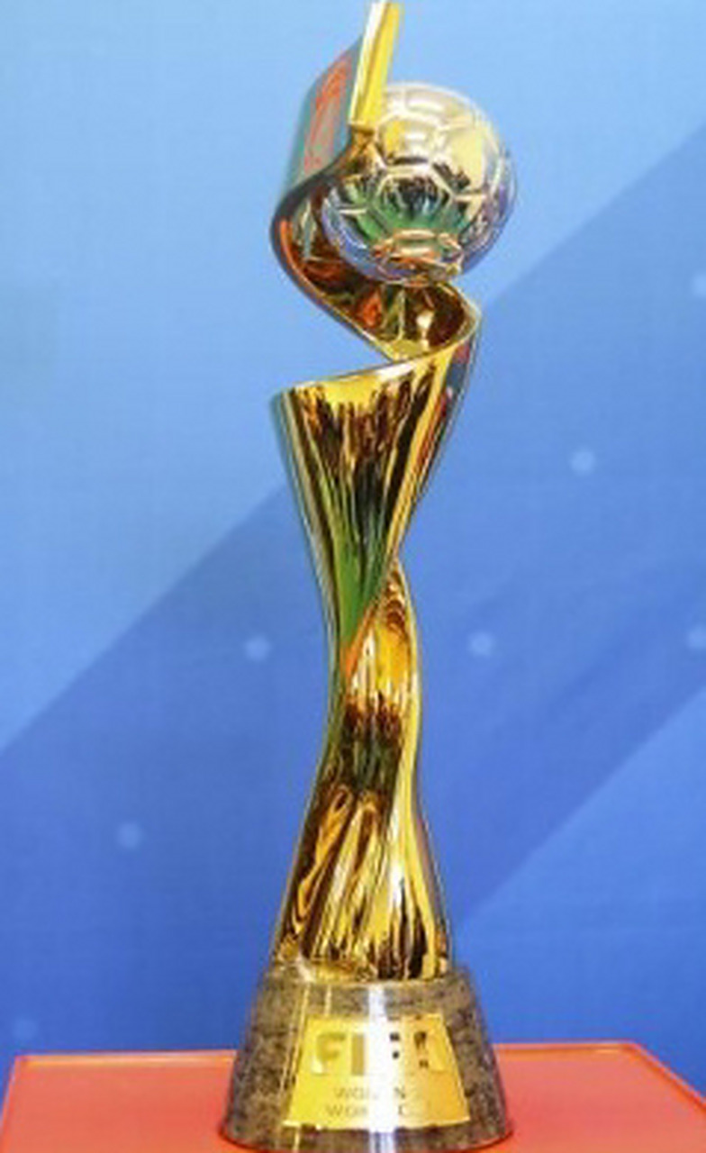 西甲半场：瑟洛特双响，维纳斯造险，马竞2-0奥维耶多（西甲半场战报：瑟洛特梅开二度，维纳斯制造险情，马竞2-0领先奥维耶多）