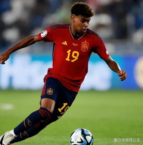 C罗新联赛完成帽子戏法（C罗在新联赛上演帽子戏法）