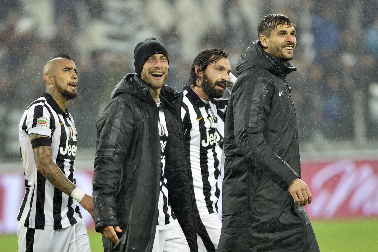 澳超半场：克莱因远射中柱，阿德莱德联暂0-0布里斯班狮吼（澳超半场：克莱因远射中框，阿德莱德联与布里斯班狮吼0-0僵持）