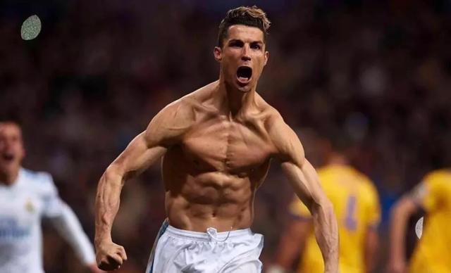 曼城vs勒沃库森：马尔穆什搭档萨维尼奥，哈兰德替补待命（曼城对阵勒沃库森：萨维尼奥联手马尔穆什，哈兰德替补候命）