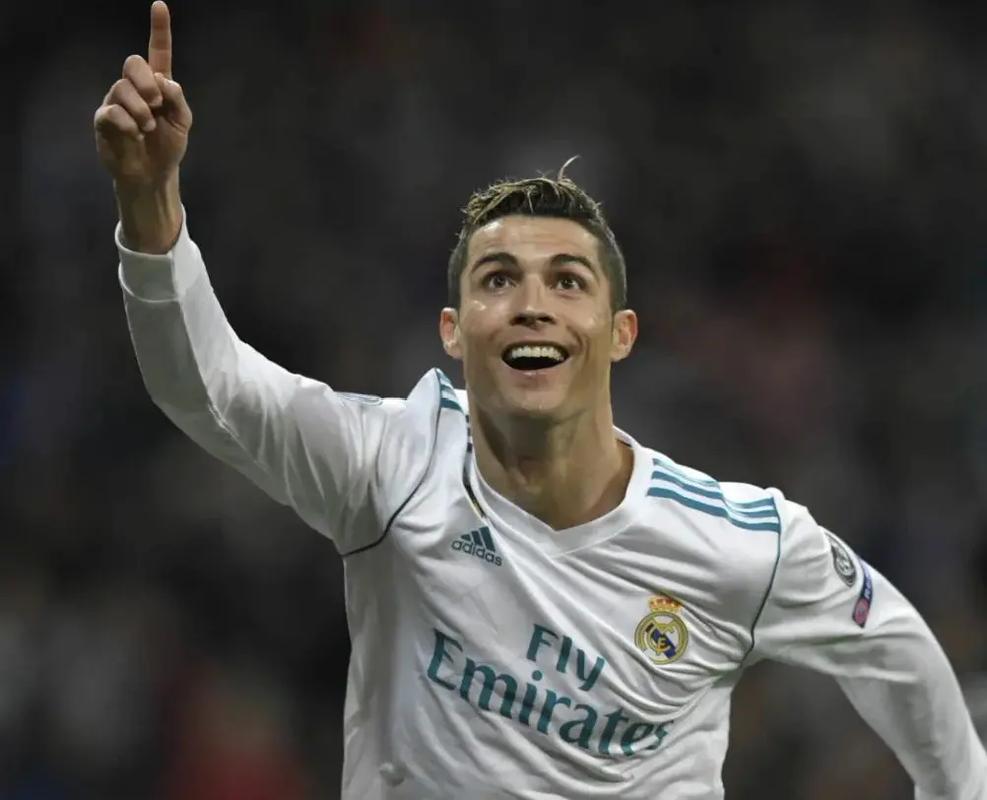 英甲：哈德斯菲尔德状态回暖，维尔港近期表现不理想（英甲：哈德斯菲尔德回勇，维尔港近况低迷）