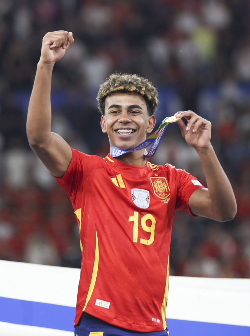 红黑之心，代代相传❤️🖤（红黑信仰，薪火相传❤️🖤）