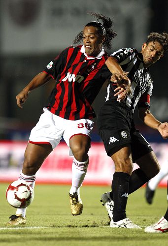 意甲第12轮最佳阵：迈尼昂、普利希奇领衔，内雷斯、利马入选（意甲第12轮最佳阵容出炉：迈尼昂、普利希奇领衔，内雷斯、利马上榜）