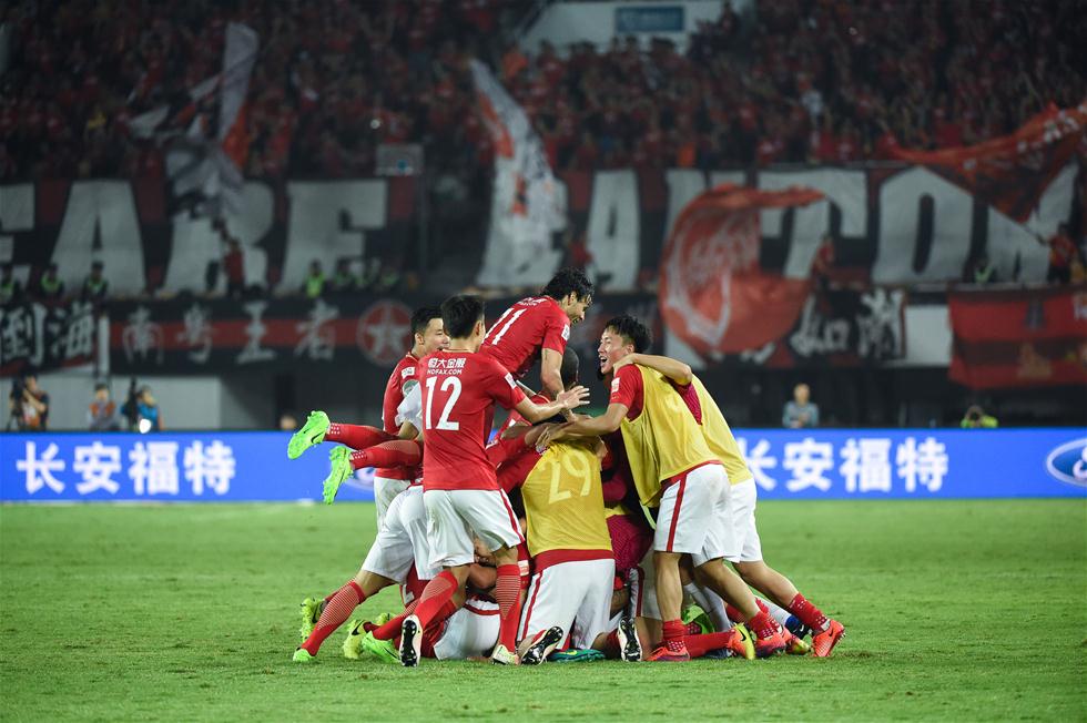 半场：新鹏城1-1成都，安永佳开场闪击，费利佩建功（半场战报：新鹏城与成都1-1，安永佳闪击，费利佩破门）