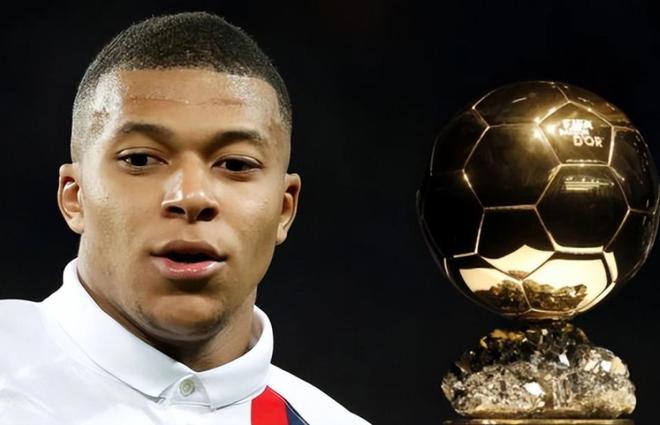 范德芬：我没想伤害伊萨克只想挡射门，给他发了信息送去祝福（范德芬：无意伤及伊萨克，只想封堵射门，已发信息送上祝福）