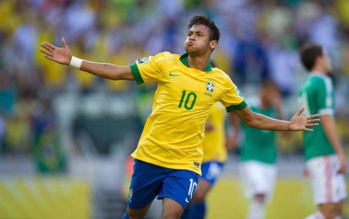 22岁巴西大中锋13场11球异军突起，安帅获完美拼图（22岁巴西高中锋13战11球强势崛起，安帅迎来阵容完美拼图）