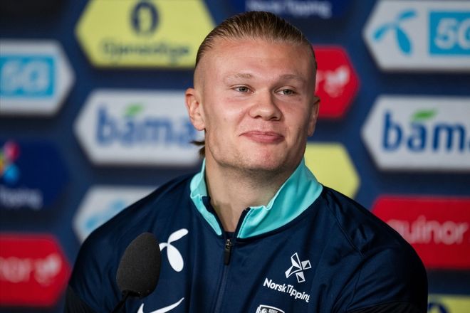 意媒：为避免球迷干扰，斯帕莱蒂决定尤文不在那不勒斯过夜（意媒称斯帕莱蒂为规避球迷打扰，决定尤文不在那不勒斯留宿）